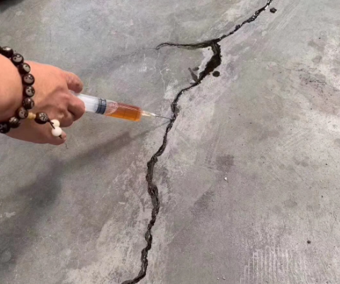 乳源混凝土裂缝修补技术详解​